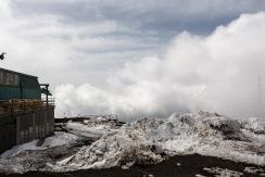 Ätna Vulkan mit Schnee – Lava – Asche – Wintersport