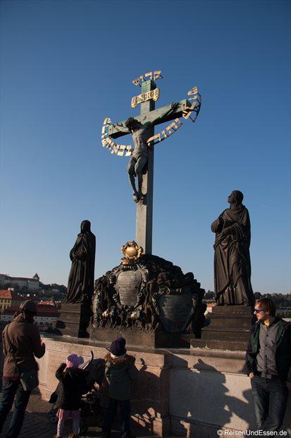Statue auf der Karlsbrücke