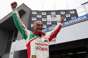 Tarquini Svk 92 300x200 WTCC Vorschau 2014: Die Fahrer Teil I