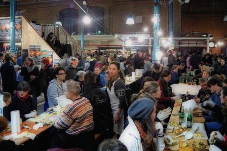 So Kreuzberg: Der Street Food Thursday in der Markthalle Neun (Foto: flickr/salatwerkstatt)