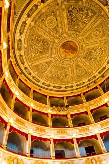 Syrakus und Noto, Sizilien – Griechisches Theater, Mandeln