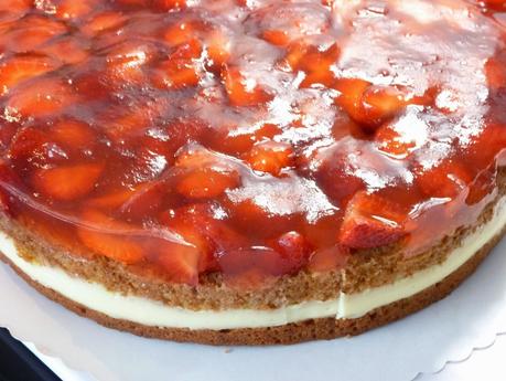 Rezept: Erdbeer-Pudding-Torte