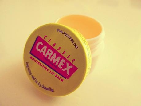 Testbericht: CARMEX Lippenpflege - der Klassiker aus den USA