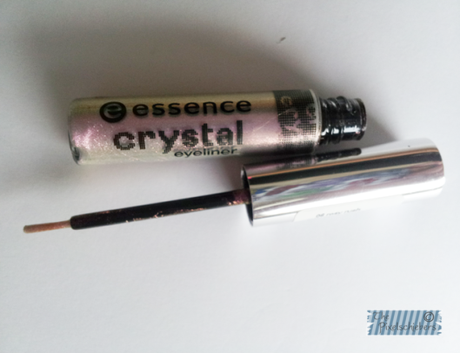 essence_crystal_eyeliner_rosyrush
