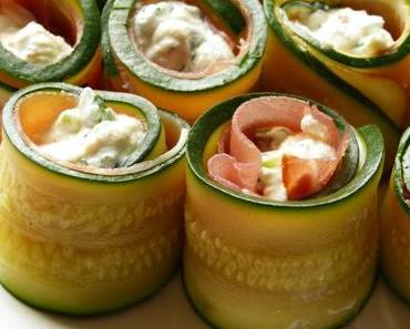 Zucchiniröllchen mit Ricotta und Schinken