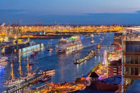 AIDA Cruises wieder Hauptsponsor zum Hamburger Hafengeburtstag..gleich 3 AIDA Schiffe werden erwartet!