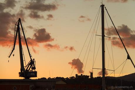 Hafenkran Sonnenuntergang-Palma-de-Mallorca