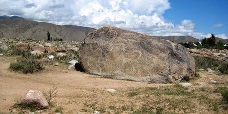 sprechende Steine: Tscholpon-Ata, Kirgisien