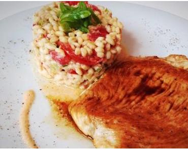 Naturschnitzel von der Pute mit Tomaten-Hartweizen