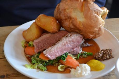 Restaurant Friday: Sunday Roast at 'The Pig and Butcher', London