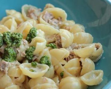 Pasta mit Thunfisch und Radieschenblattpesto oder #pastaforingeborg die Vierte