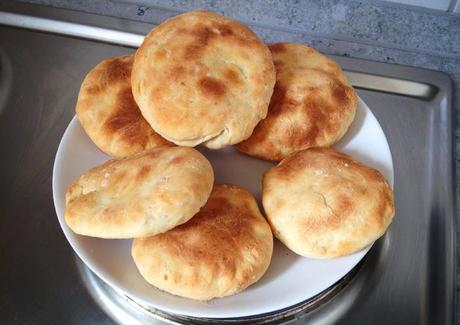 Let's bake: Naan Brot