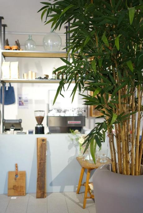 Urban Jungle Bloggers: Greens in Cafe´s, Shops & Restaurants