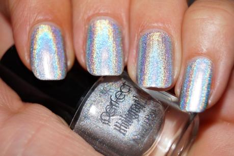 Mary im Holo-Wahn - Perfect Holographic Nagellack #H2