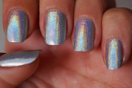 Mary im Holo-Wahn - Perfect Holographic Nagellack #H2