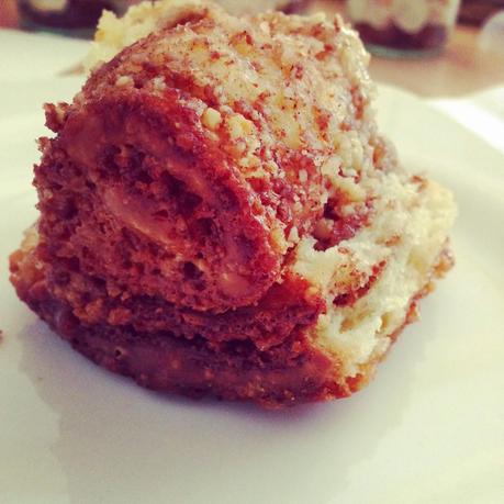 Honig Hefekuchen mit Knusper-Karamell