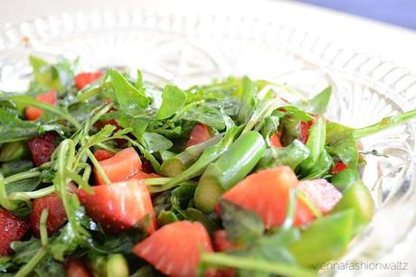 Spargel Erdbeeren Rucola Salat 2