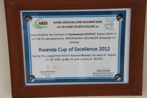 Eine von vielen Cup of Excellence Auszeichnungen bei Coopac