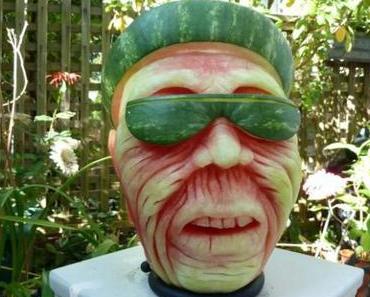 Skulpturen aus Wassermelonen von Clive Cooper