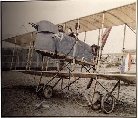 Albert Kahn: SOmme, France. Avion de bombardement. Opérateur: Stéphane Passet, 1916