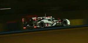 Le Mans: Nachtschicht für Audi