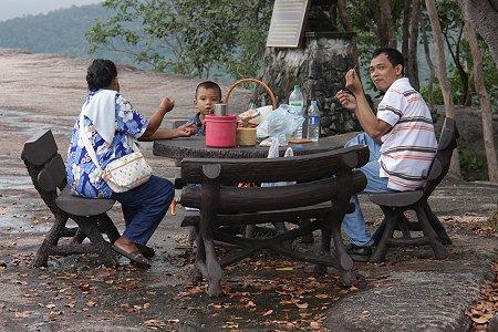 Alkoholverbot in 110 thailändischen Nationalparks