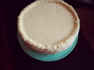 Frühlingsbote: Vanilletorte mit Mangofüllung