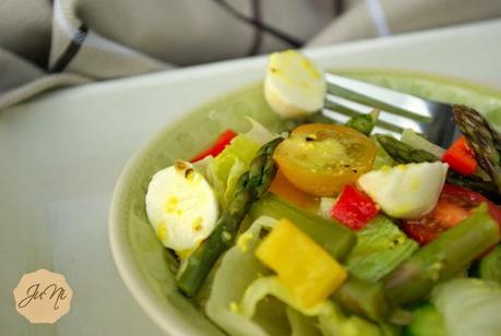 [Ju] Spargel-Salat mit Honig-Senf-Dressing {Rezept}