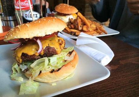 FOOD | Hamburger Heaven