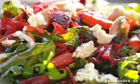Mehr Salat: geröstetes Ofengemüse mit Büffelmozzarella