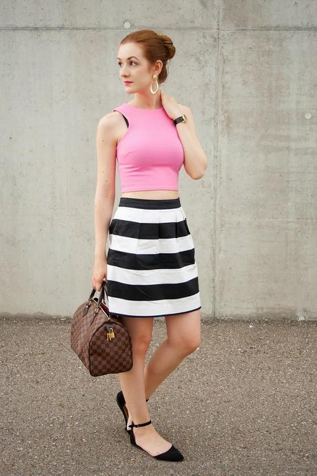 CROPTOP AND STRIPES