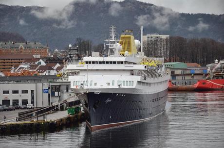 CMV (Cruise Maritime Voyages) übernimmt die MS Azores