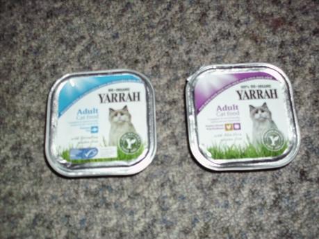 Futterprobe von Yarrah (Für Hund und Katz)