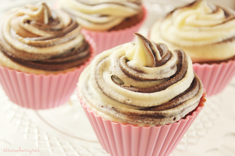 Black&White-Cupcakes oder auch: Marbled Cupcakes