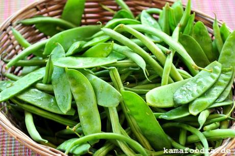 Grün macht glücklich – Salat mit Zuckerschoten, grünen Bohnen und Haselnüssen