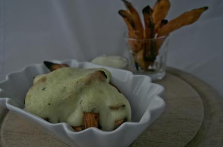 Sweet Poatoes I Süßkartoffel Fries überbacken mit Chili   Estragon   Milchmayonnaise