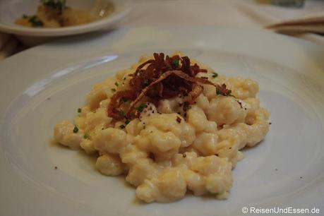 Käsespätzle in der Gaststätte zum Goldenen Hirschen