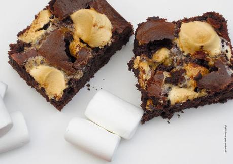 Marshmallow-Brownies zum 3. Bloggeburtstag