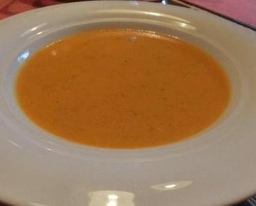 Paprika-Zucchini-Suppe