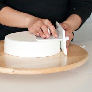 #FondantFriday – {Tools} Smoother