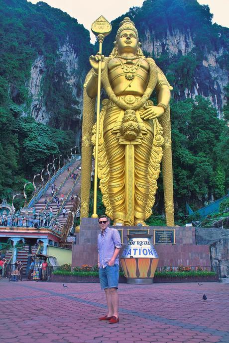 travelling to the Batu Caves 6