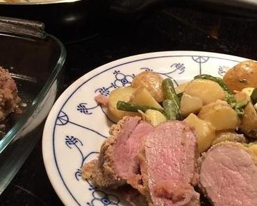 Ich könnte kochen vor Wut… Oh, schon fertig. ;-) Schweinefilet in Senfkruste auf Rahmgemüse #hellofresh #foodporn – via Instagram