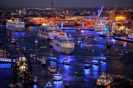 Hamburg Cruise Days: Rekord schon am ersten Tag, 180 000 Besucher im Hafen! Anfahrt und Parken!