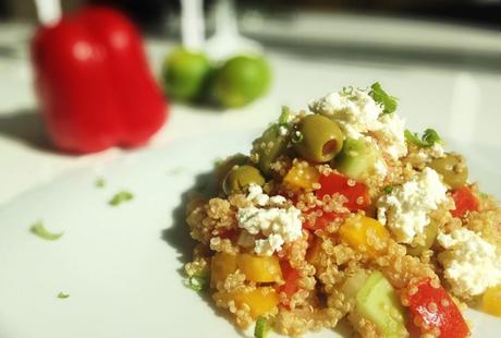 Quinoa-Salat mit Schafskäse