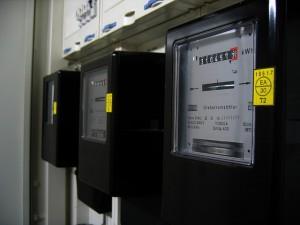 Stromzähler regelmäßg ablesen hilft den Stromverbrauch zu kontrollieren
