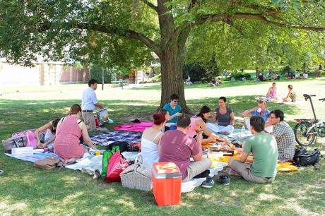 Food Blogger Picknick im Wiener Burggarten