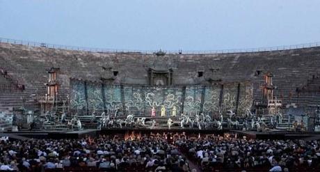 Arena-di-Verona-Oper-Festival-101-Jahre-Musik-Kultur-10