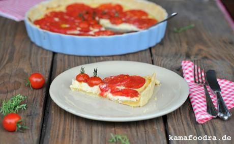 Tomatentarte mit Ricotta-Parmesan-Thymiancreme