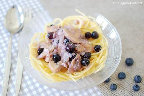 heidelbeeren, champignons, blueberries, mushrooms, pasta, nudeln, fitundgluecklich.net