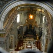Blick von der Kuppel innen auf die Peterskirche